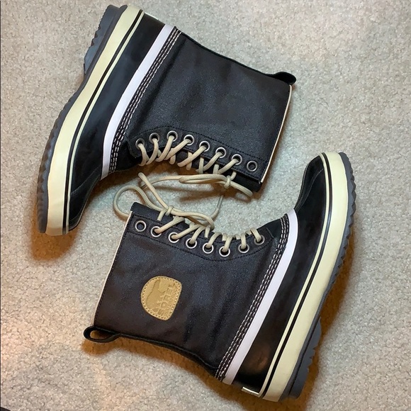Sorel Shoes - Sorel Premium waterproof duck boots leather NWOT